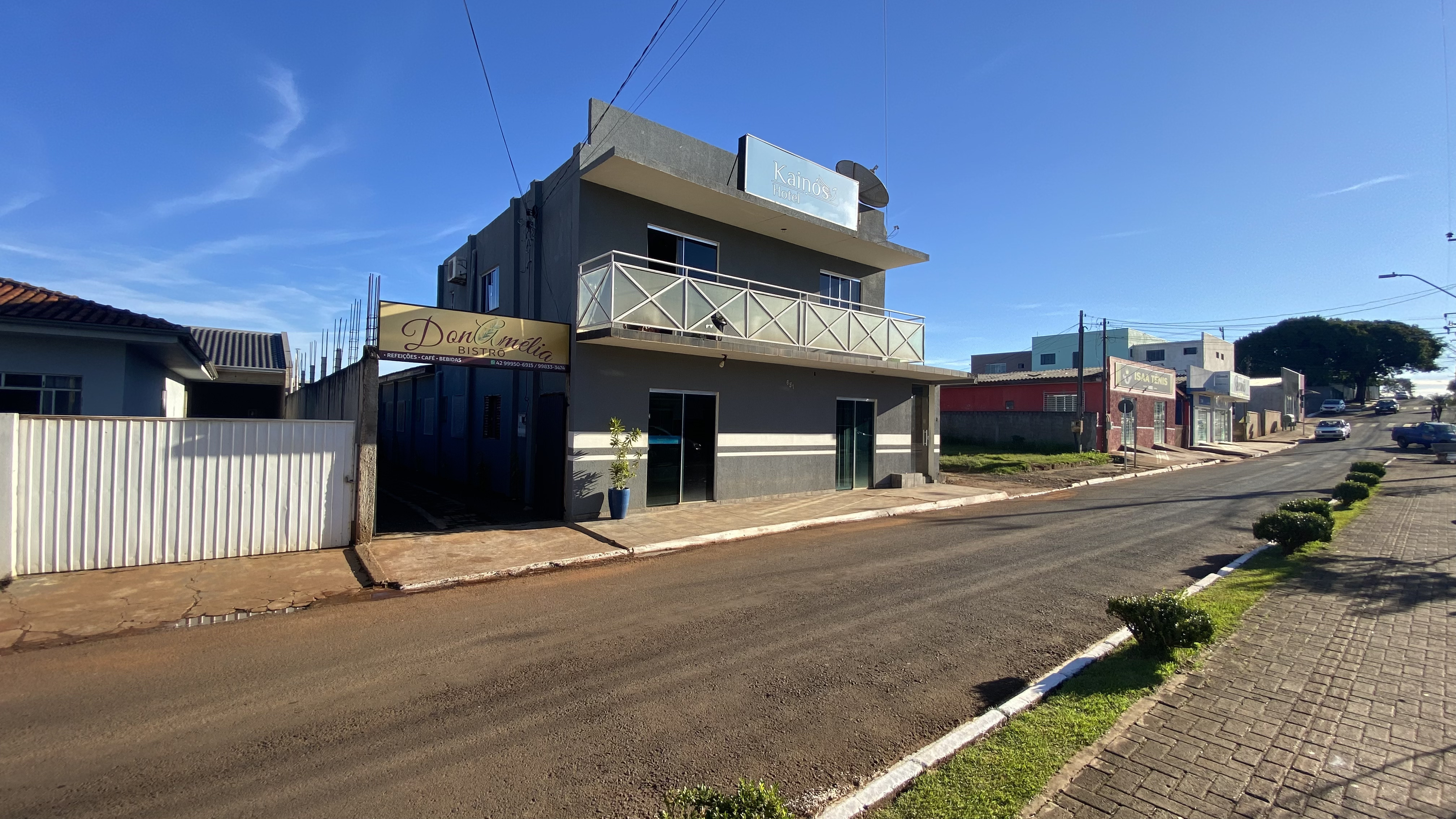 Hotel em nova tebas
